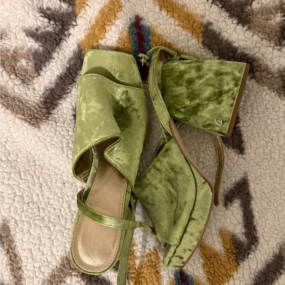 Circus by Sam Edelman Lime Green Velvet Platform Shoes